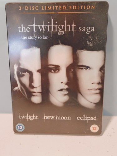 The twilight saga triple - saga,